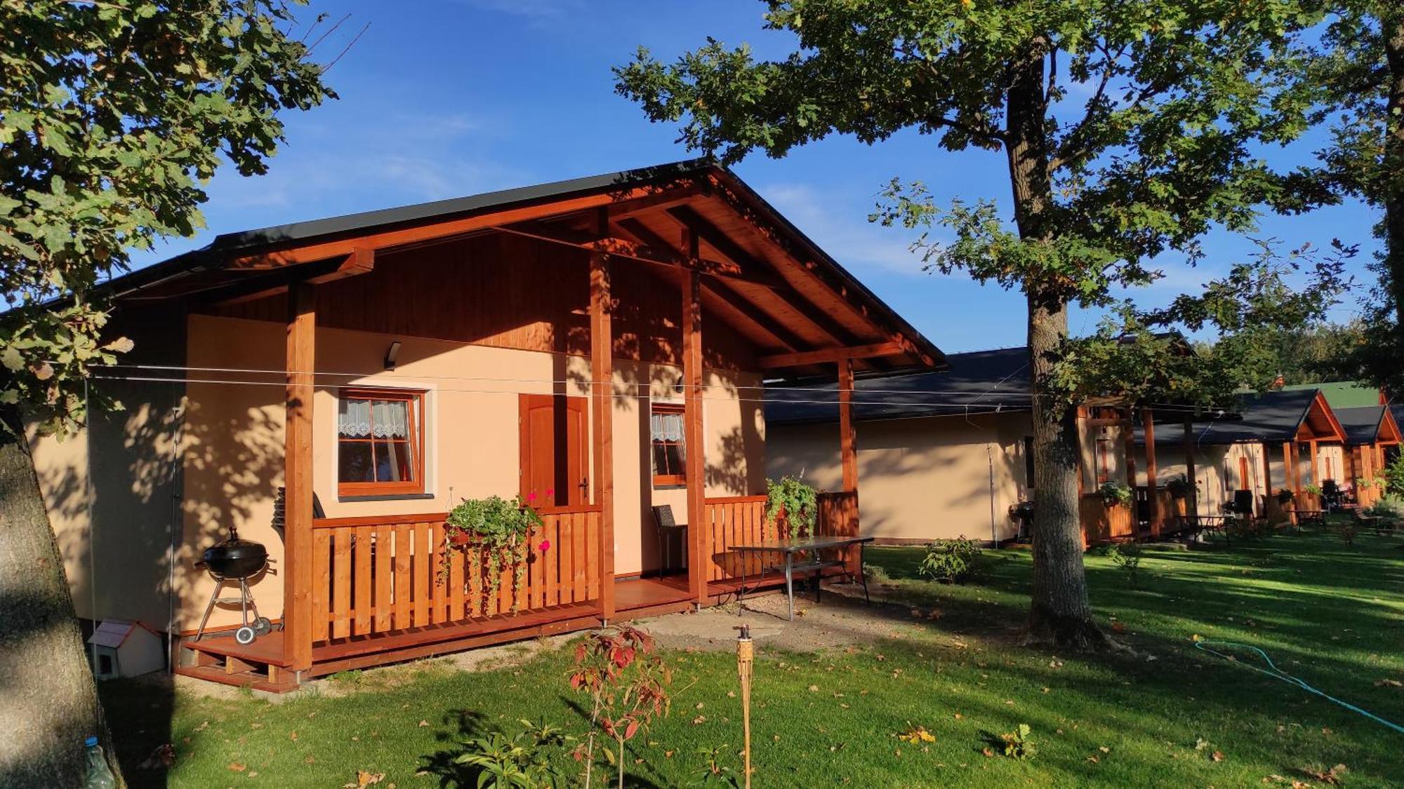 Chaty u rybníka Brodský Červený Kostelec Exteriér fotografie